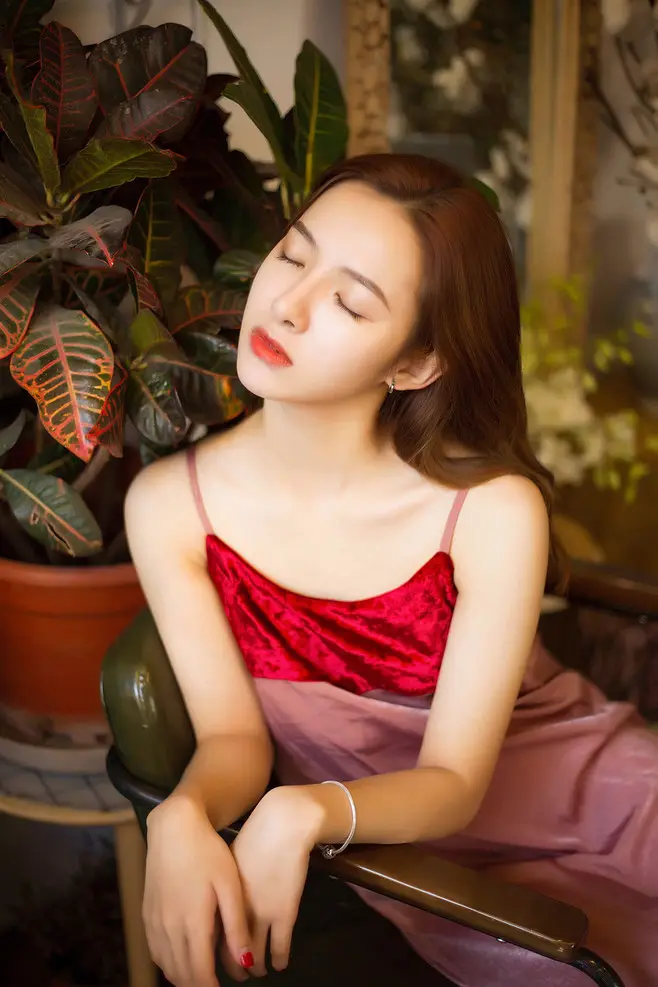 广州高端商务伴游晓雯