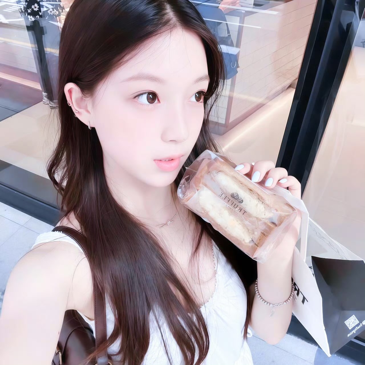 巴音郭楞伴游女生 | Nina的资料