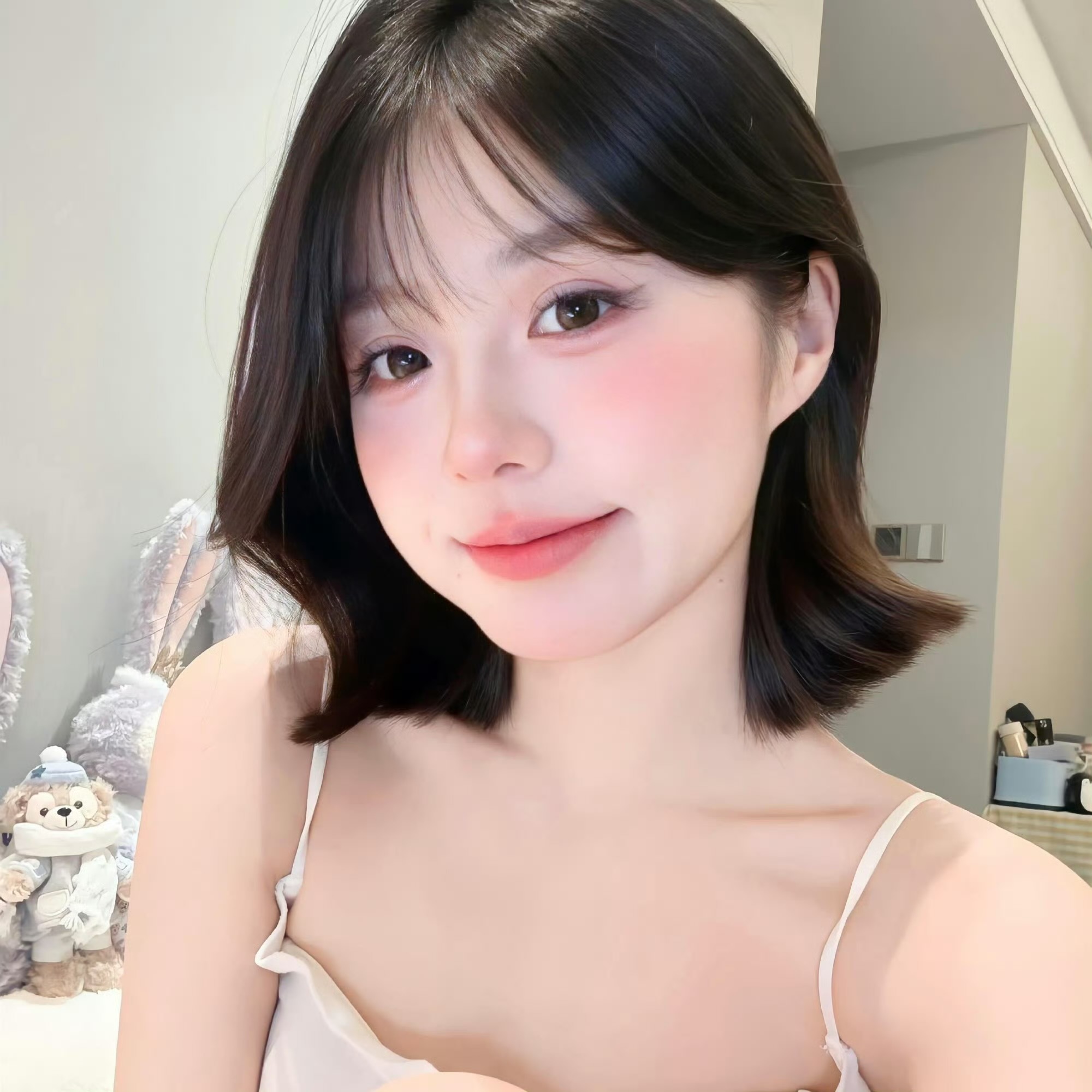 迪庆伴游女生 | 雨晴的资料