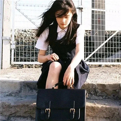 五家渠伴游女生晋清漪的资料