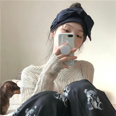 巴音郭楞伴游女生管冰蓝的资料