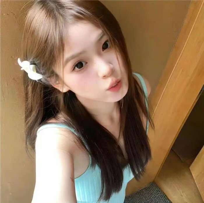 巴音郭楞伴游女生戴清雅的资料