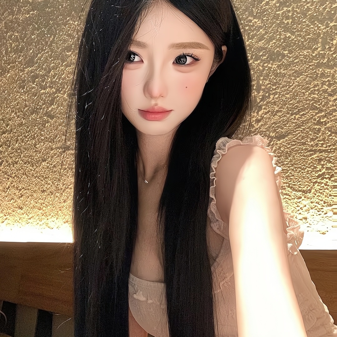 玉溪伴游女生Lisa Warner的资料