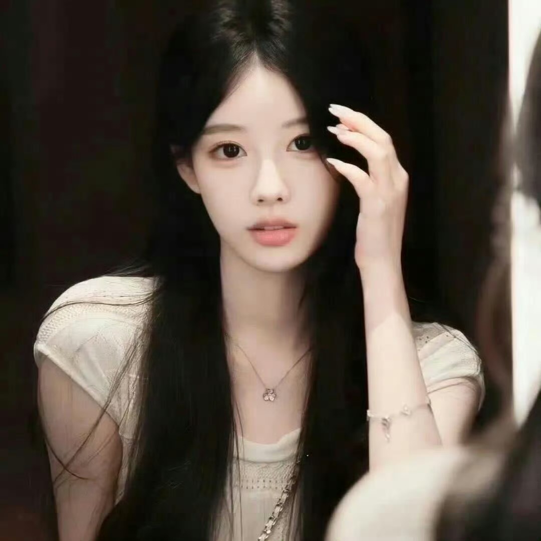 玉溪伴游女生汪兰媛​的资料