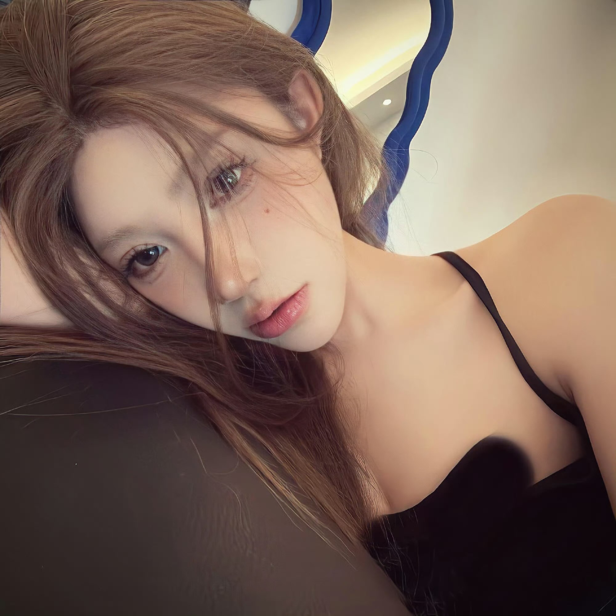 玉溪伴游女生赵美纨的资料