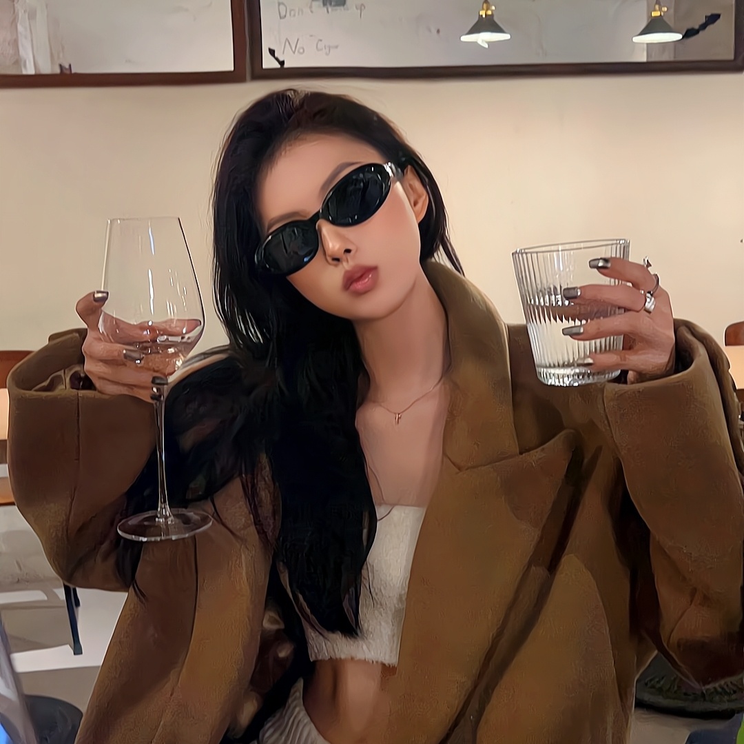 玉溪私人伴游女生周诗雨的资料