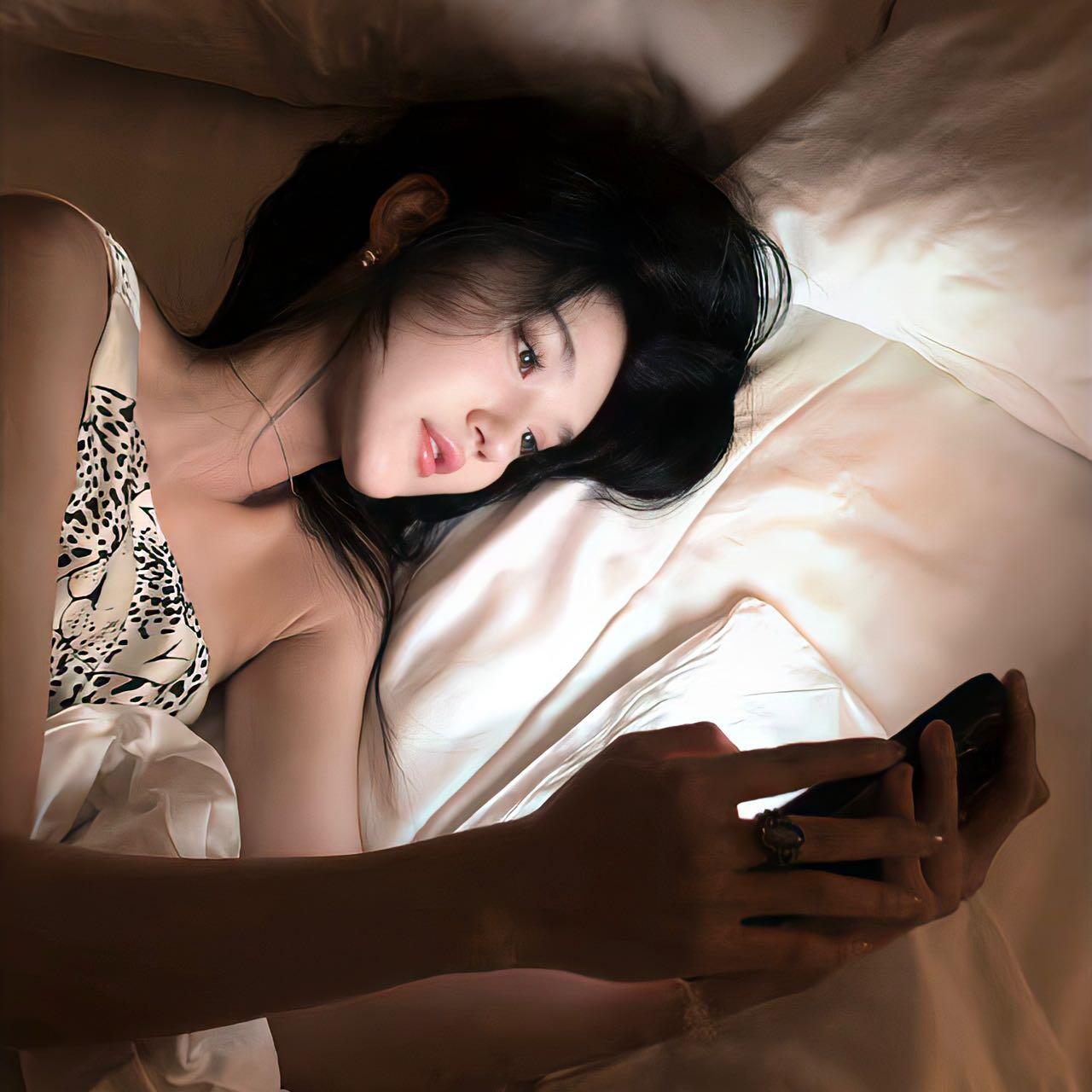 玉溪伴游女生艾米的资料