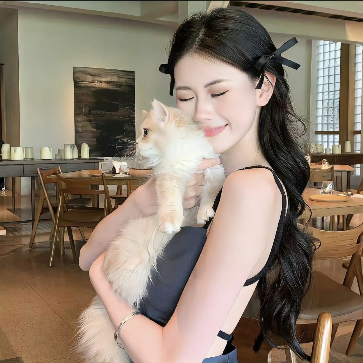 玉溪伴游女生秦敏清的资料