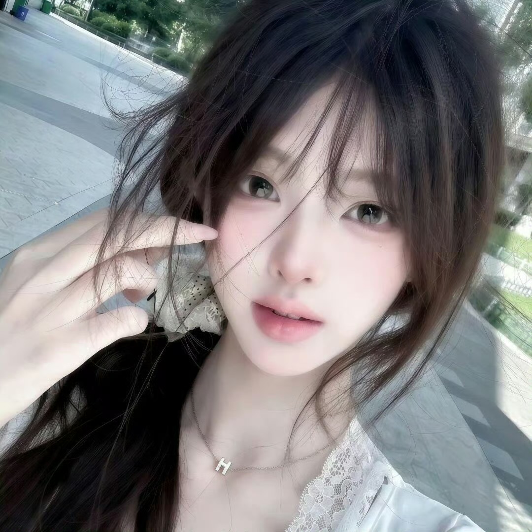 玉溪伴游女生楚雨荨的资料