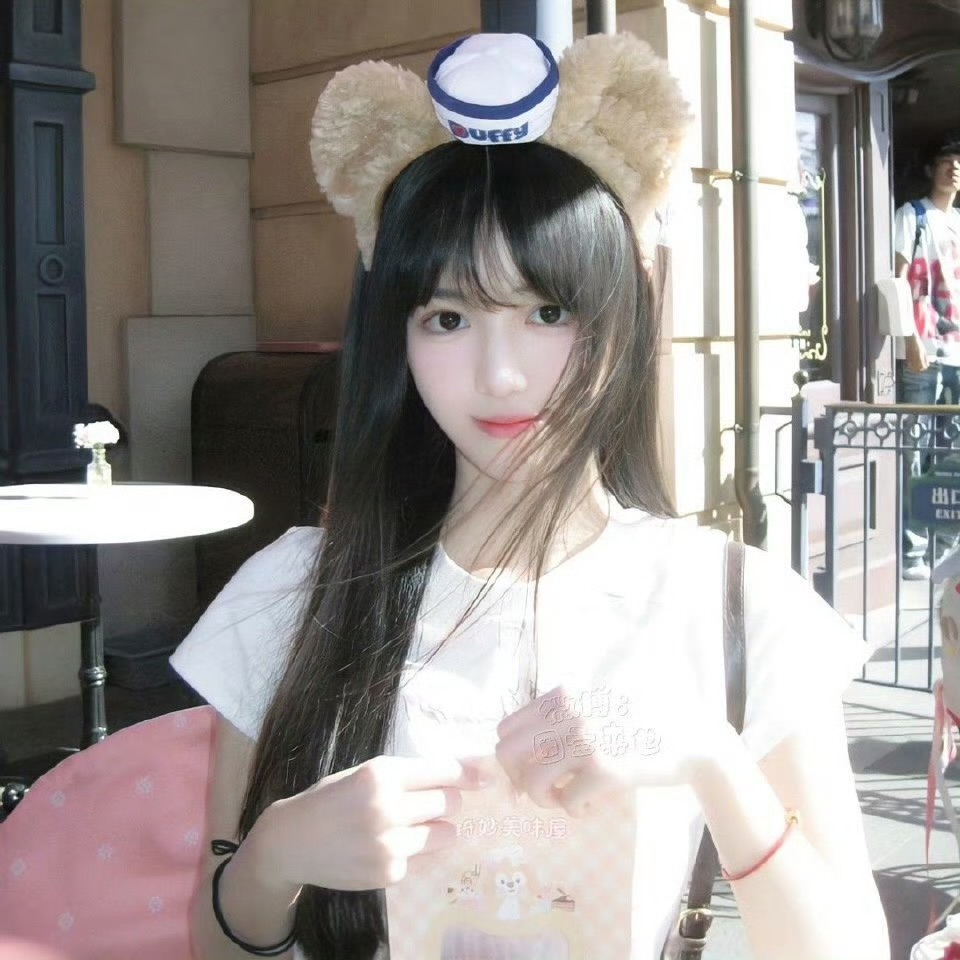 玉溪伴游女生奚软软的资料