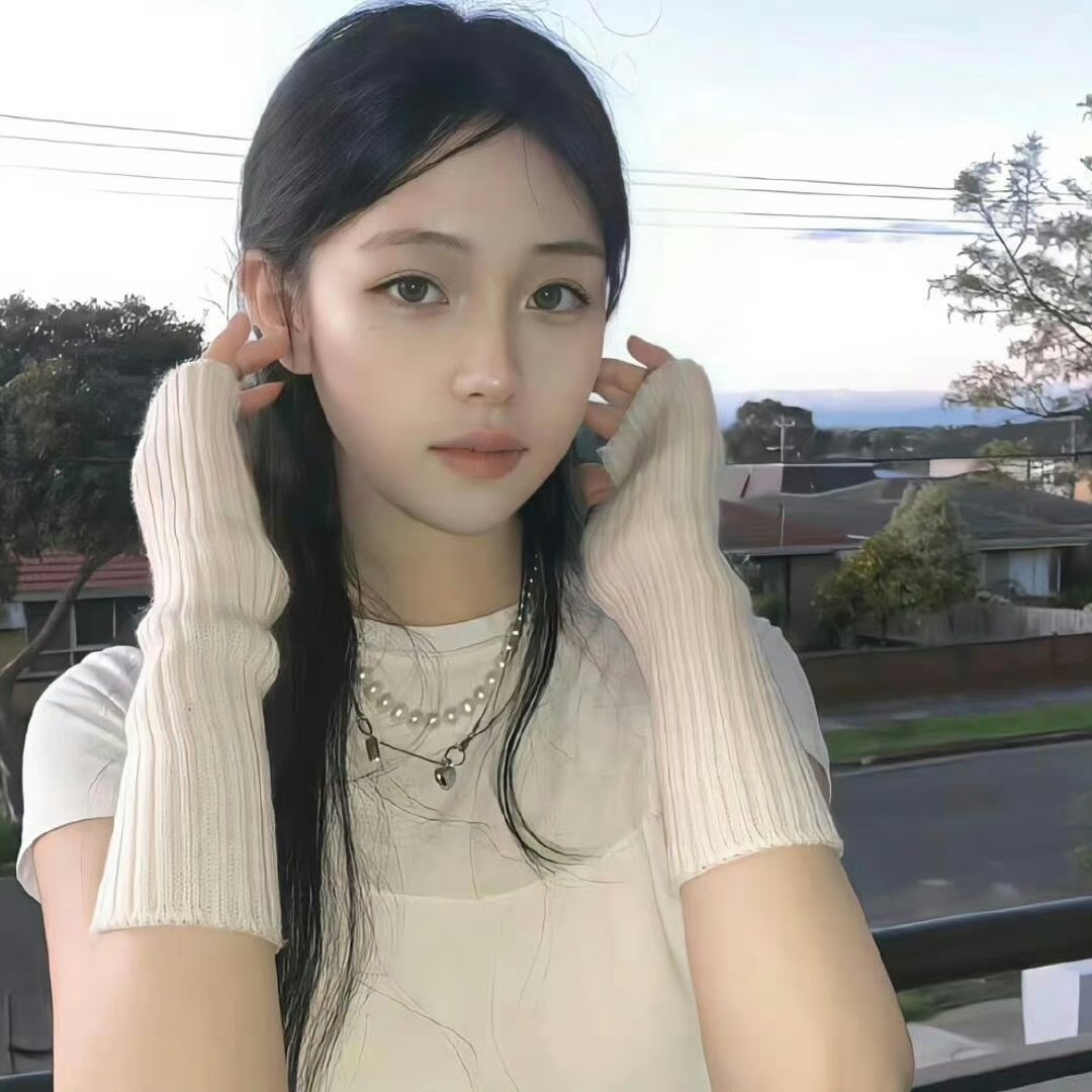 玉溪伴游女生白舒的资料