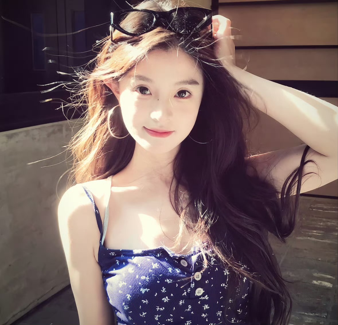 玉溪伴游女生奚雀的资料