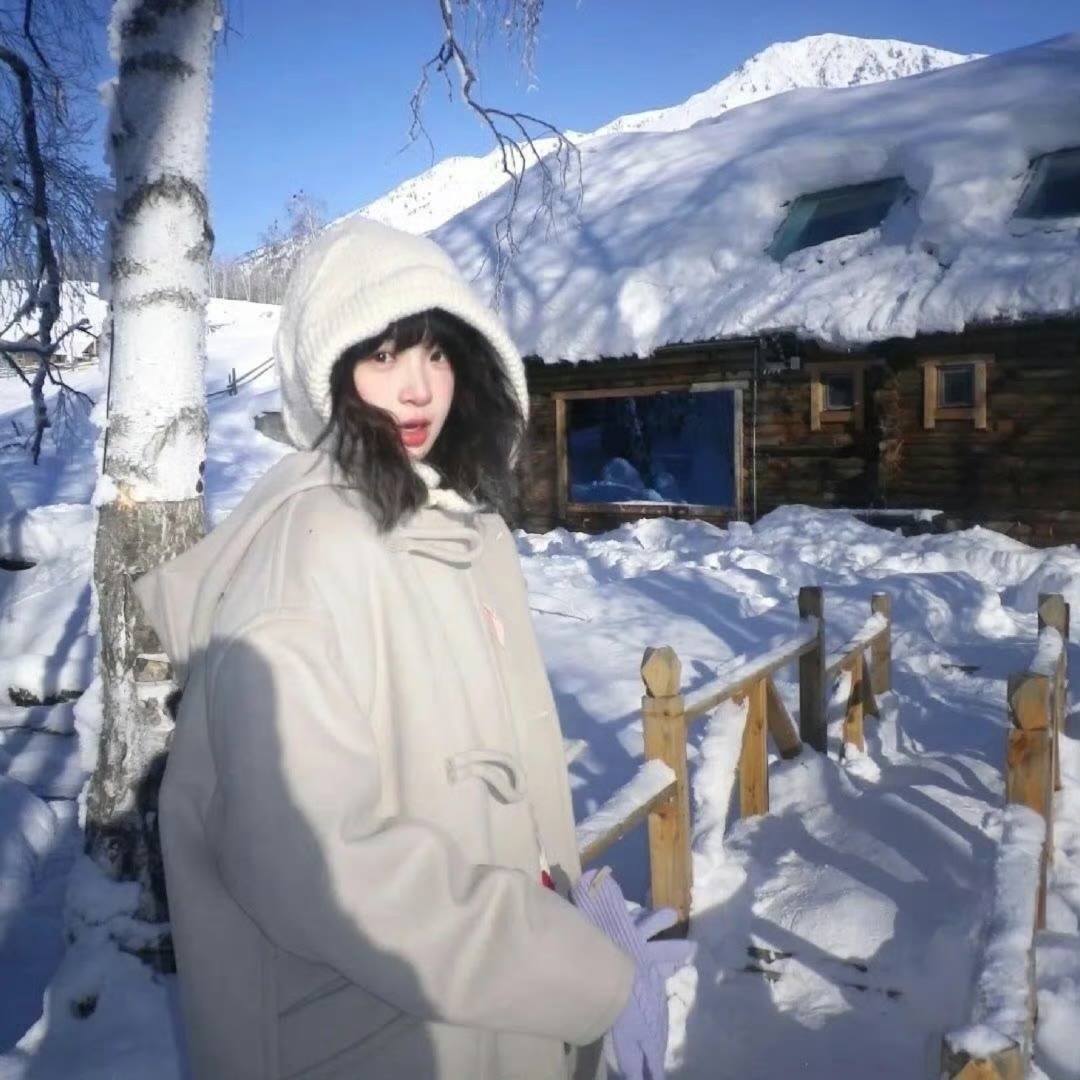 玉溪伴游女生陆萤的资料