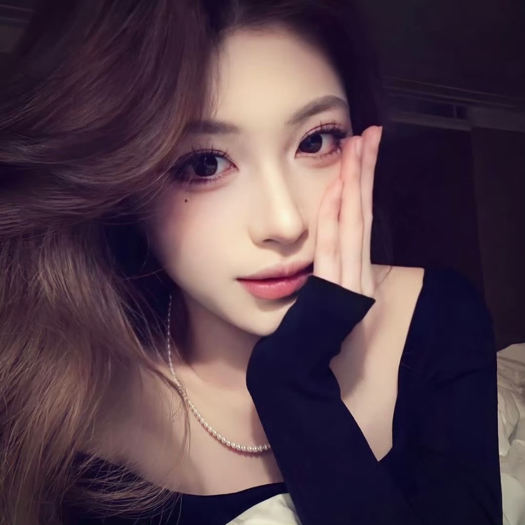 玉溪伴游女生许静怡的资料