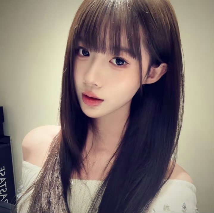 玉溪伴游女生唐安妮的资料