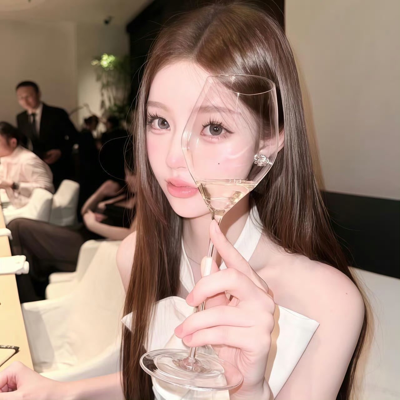 玉溪伴游女生修鹿薇的资料