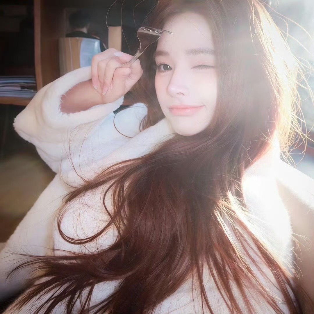 玉溪伴游女生赵雪柔的资料