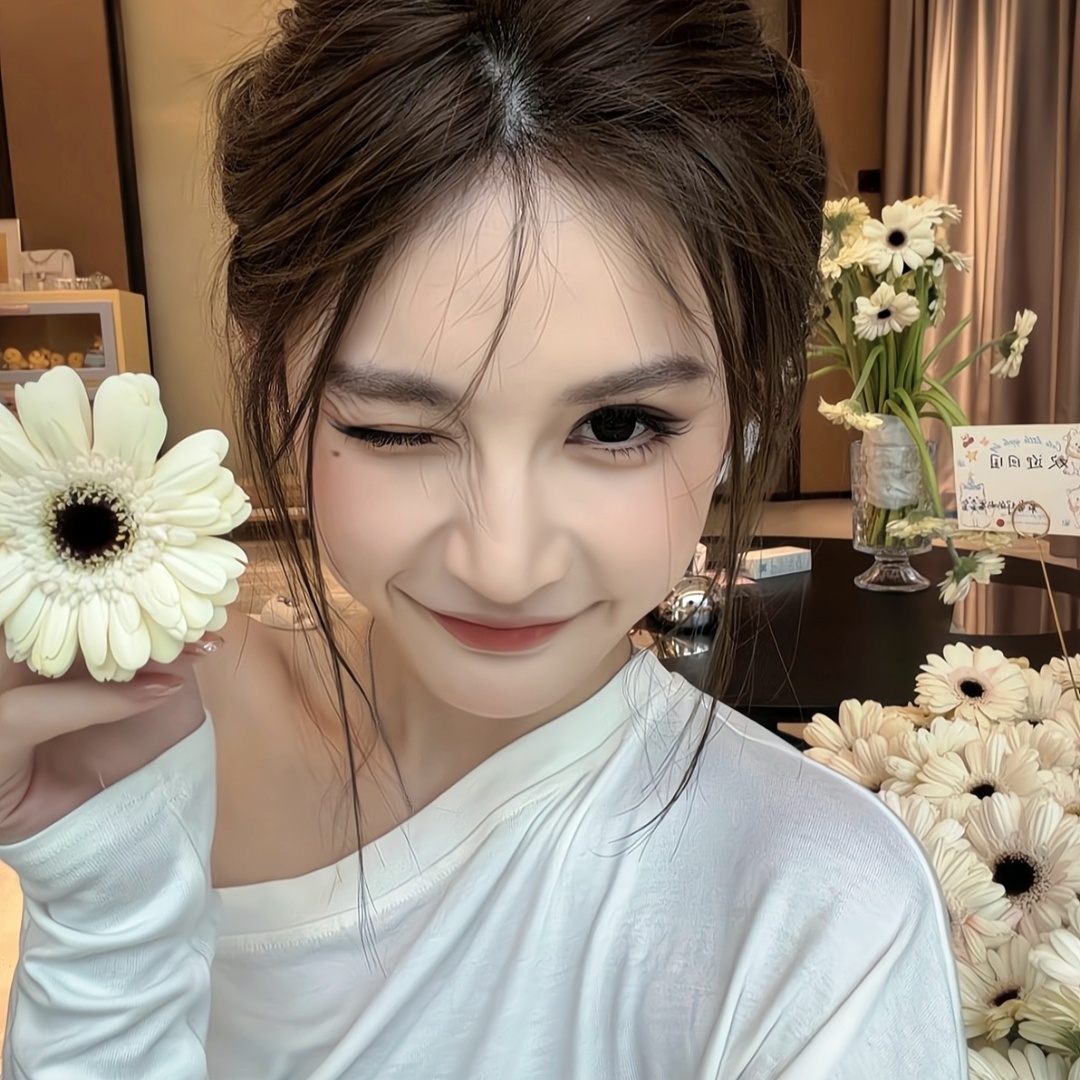 玉溪伴游女生苏晴天的资料