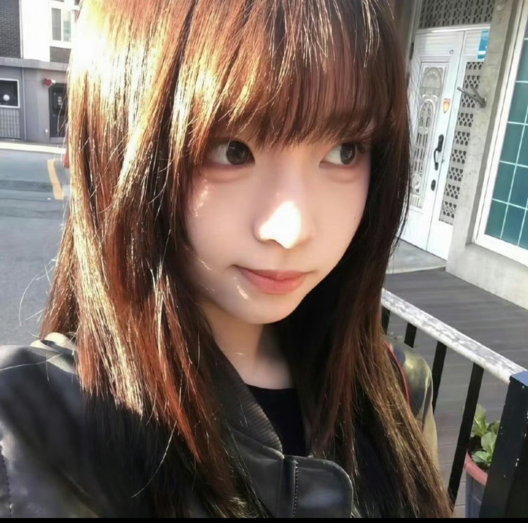 玉溪伴游女生许珠帘的资料