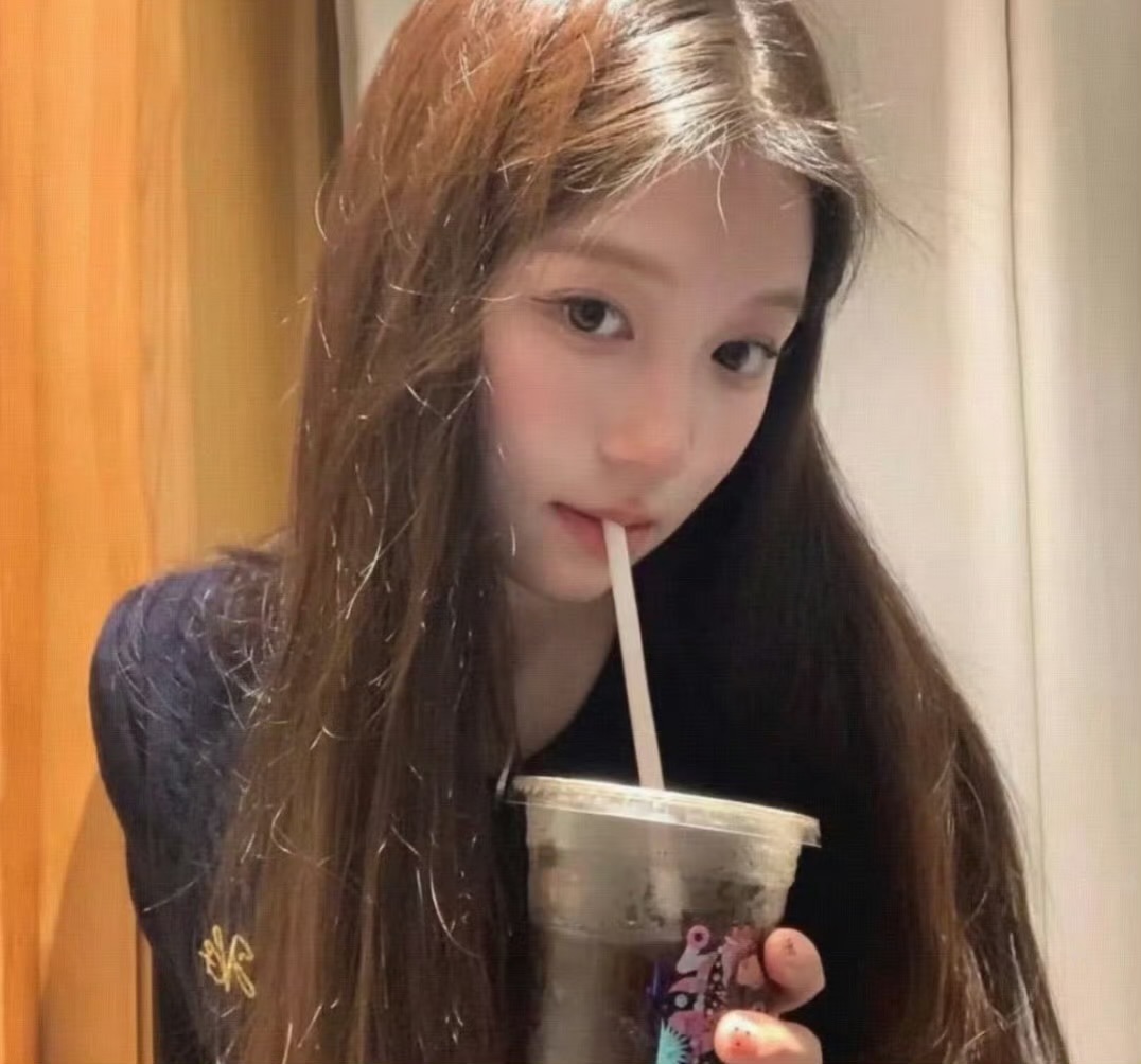 玉溪伴游女生苏茉儿的资料