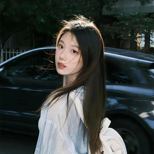 玉溪伴游女生赵晚晴的资料