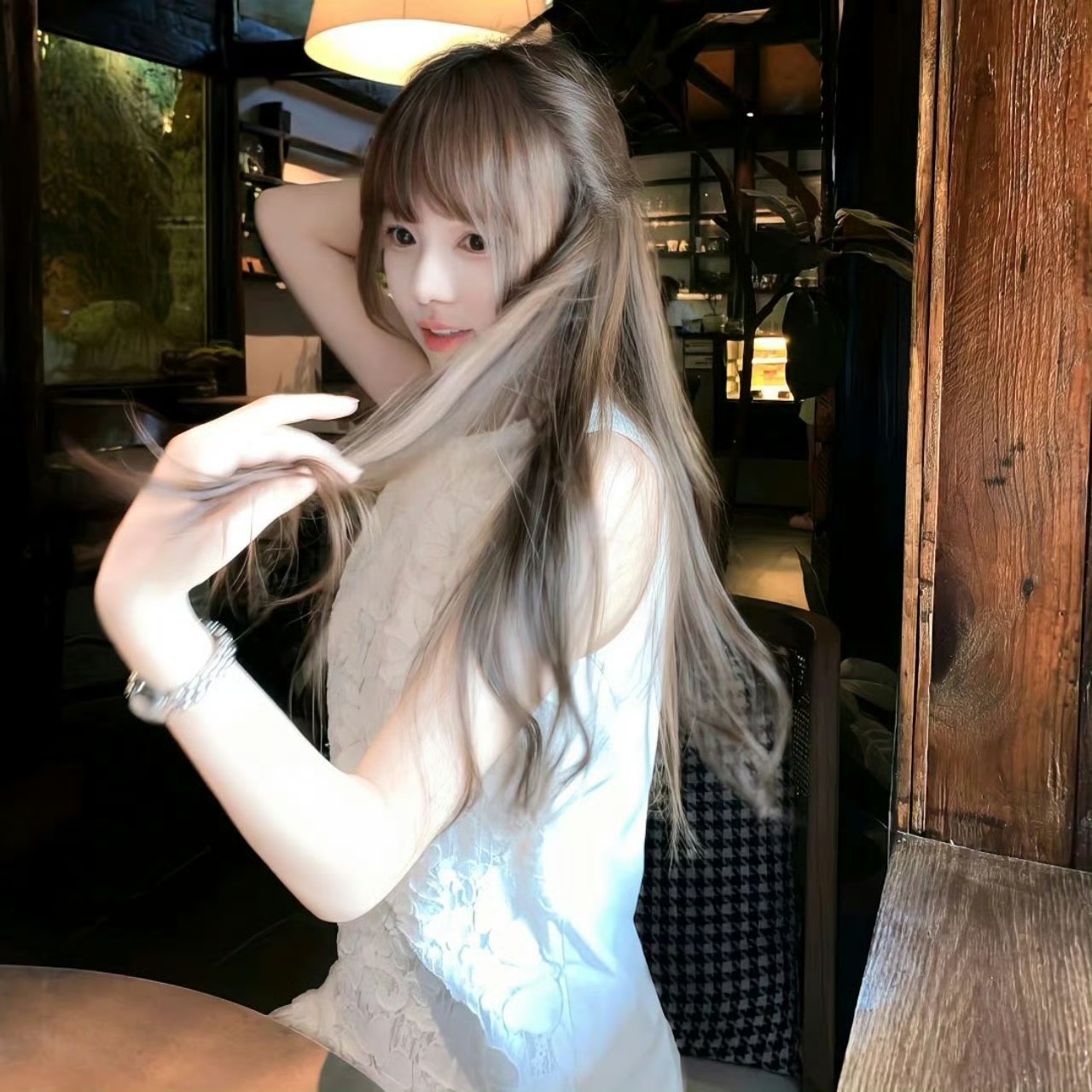 玉溪伴游女生许见的资料