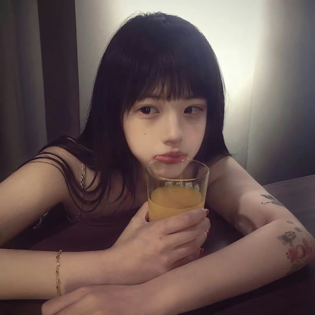 玉溪伴游女生阮玉鑫的资料