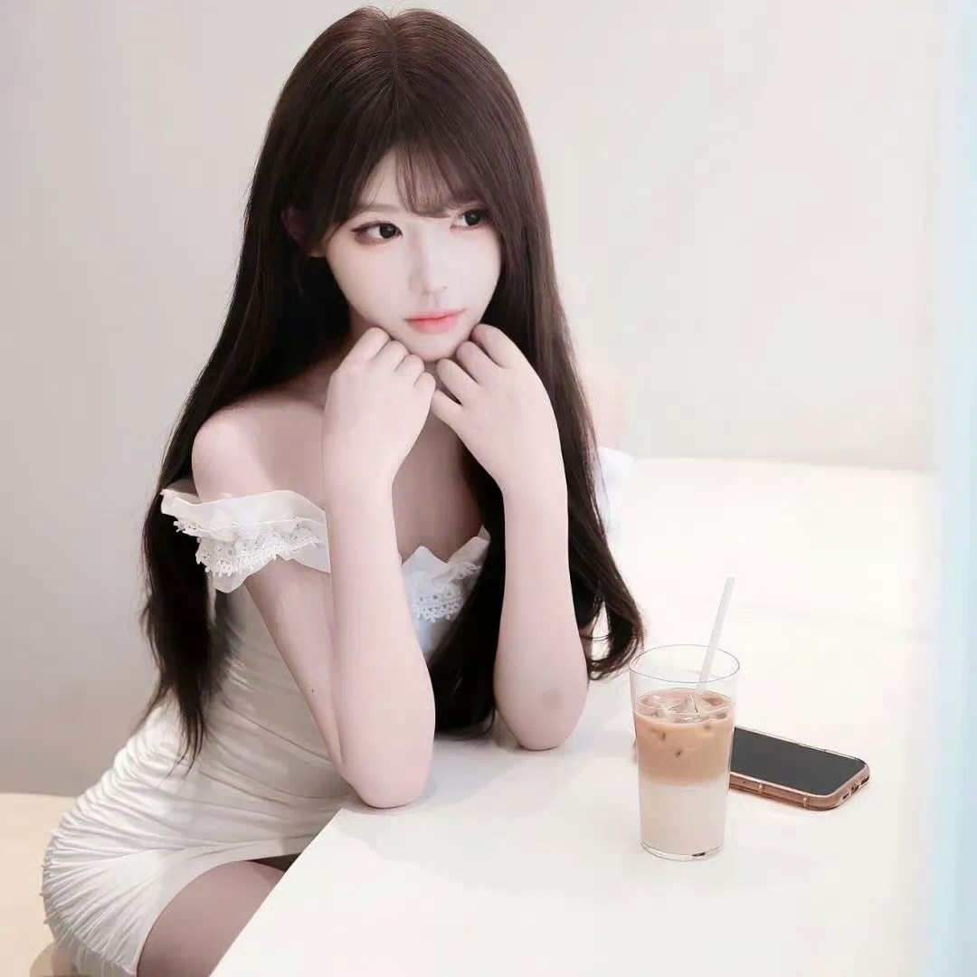 玉溪商务伴游女生楚云的资料