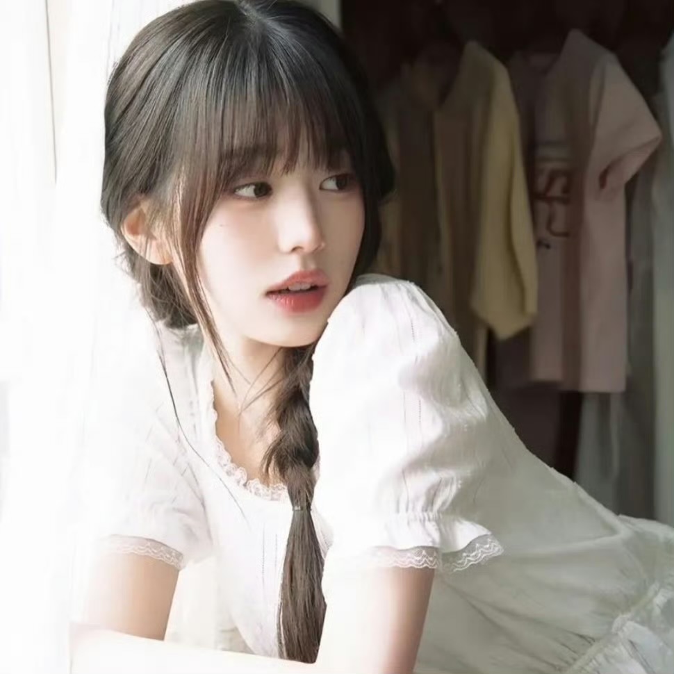 玉溪商务伴游女生许芽芽的资料