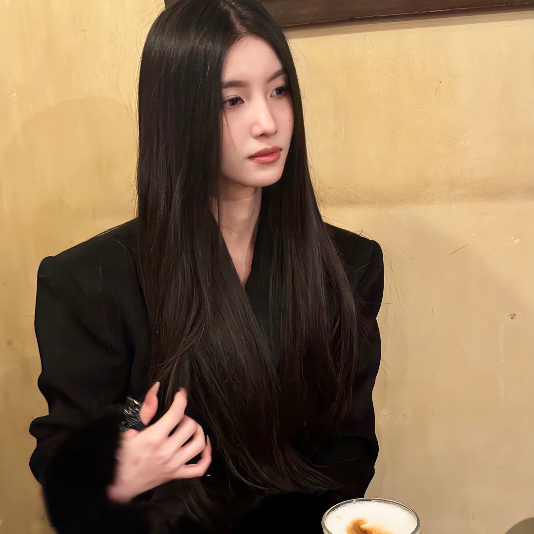 玉溪伴游女生江玥的资料