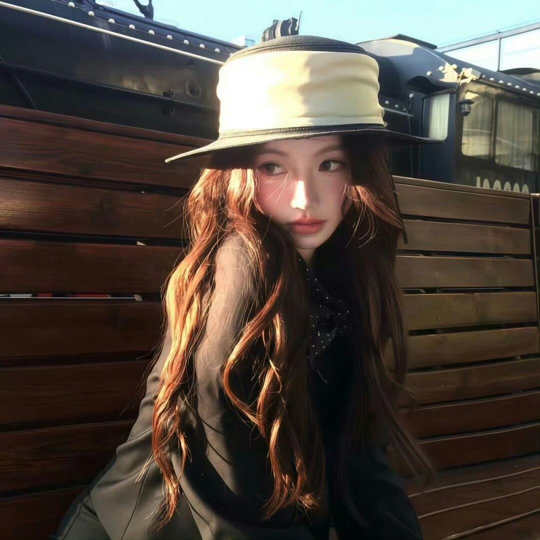 玉溪伴游女生袁燕的资料