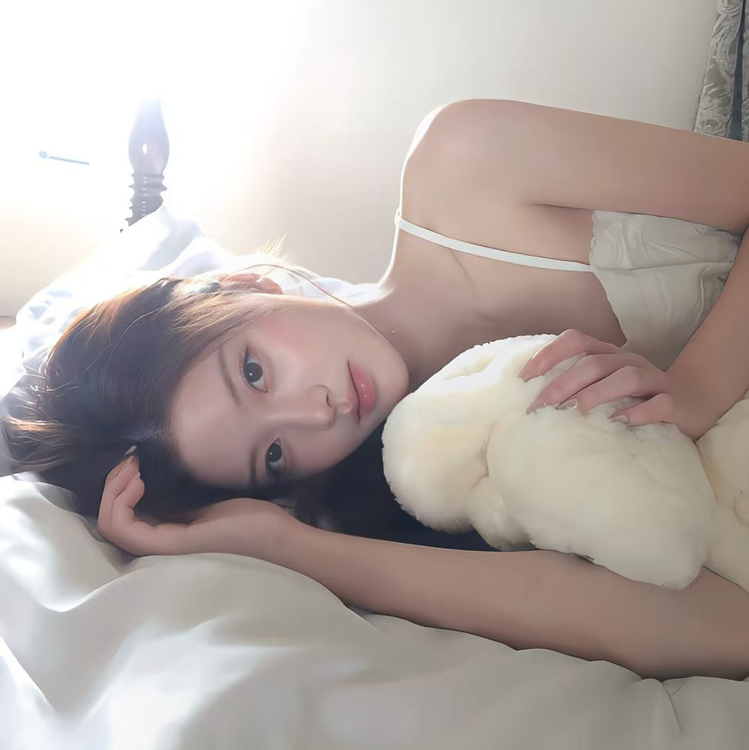 玉溪商务伴游女生周棠的资料