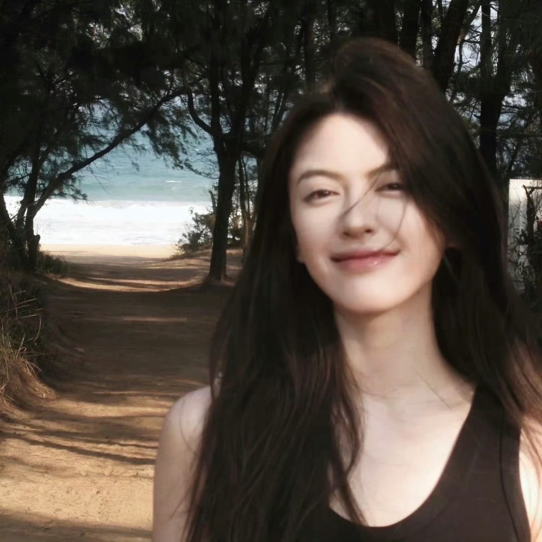 玉溪伴游女生赵砚冬的资料