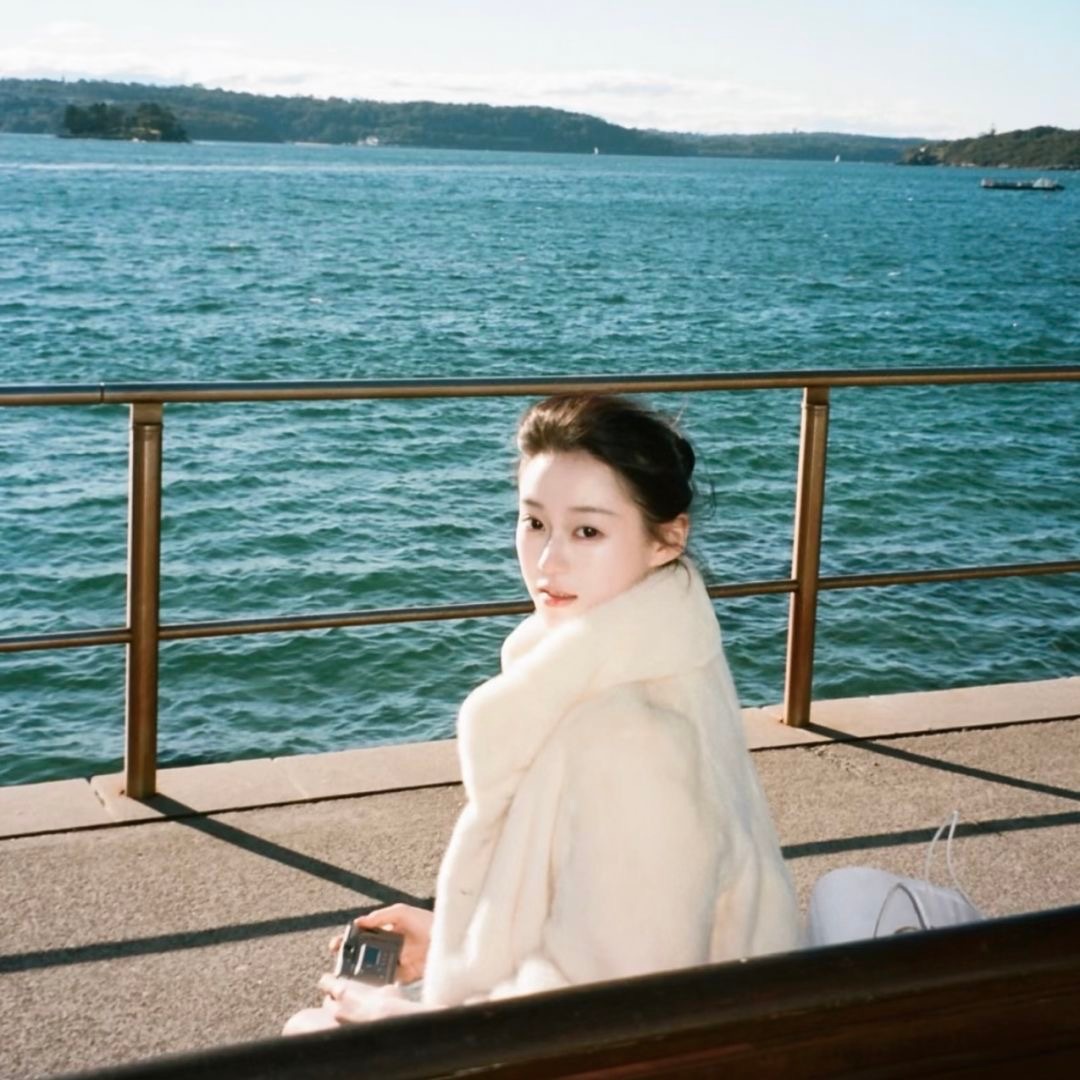 玉溪伴游女生金阿花的资料