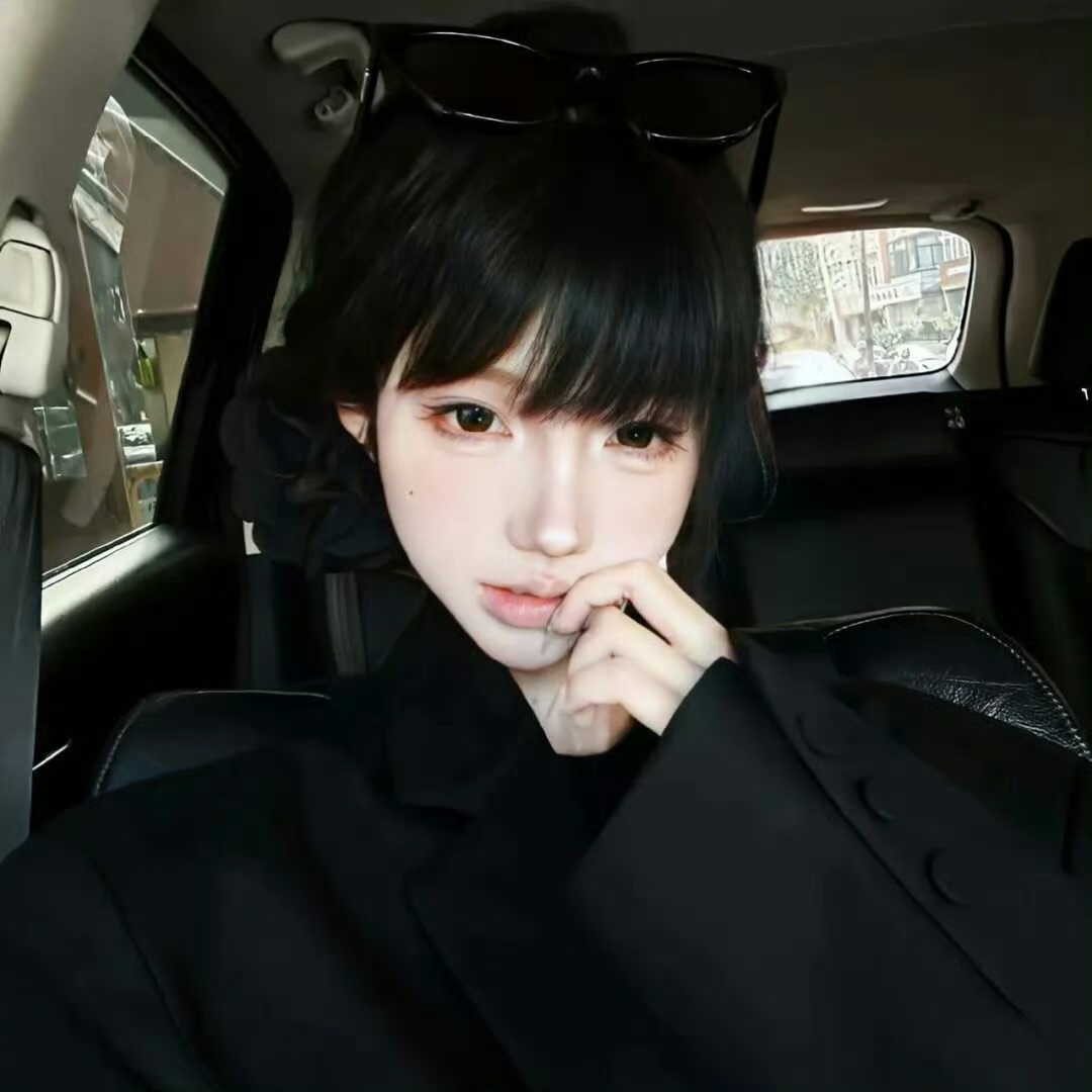 玉溪伴游女生毕茗的资料