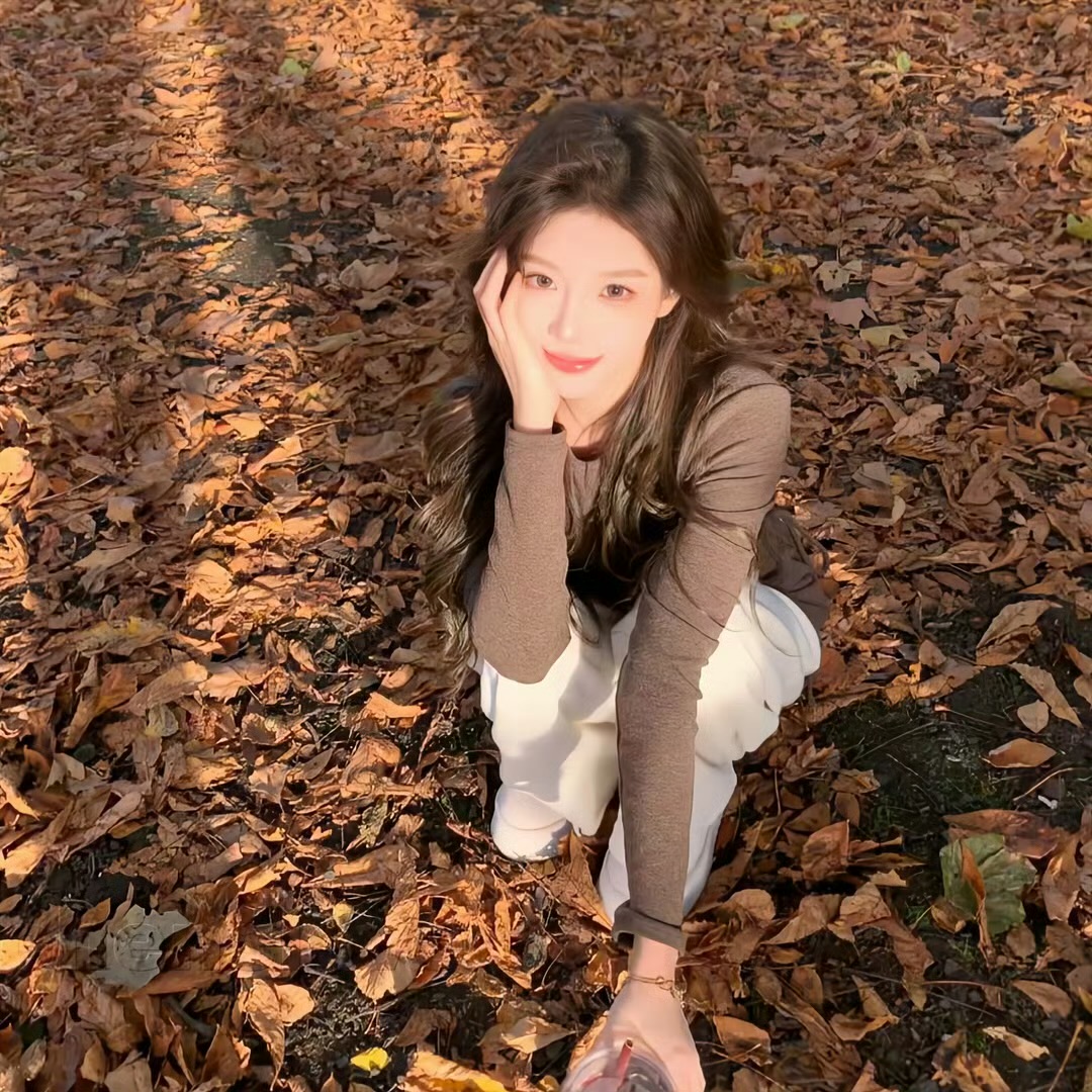 玉溪伴游女生瞿莉的资料