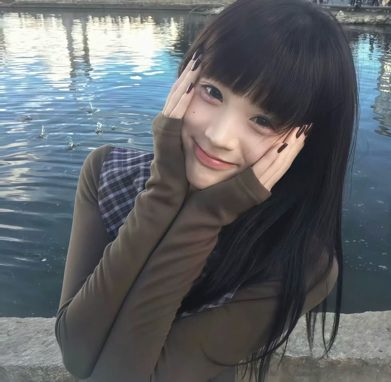 玉溪伴游女生颜雪的资料