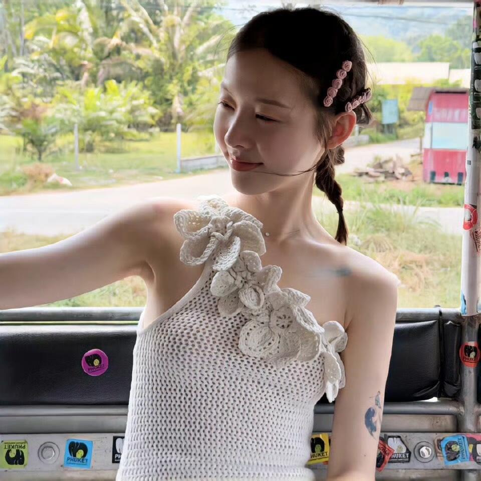 玉溪伴游女生王雨纯的资料