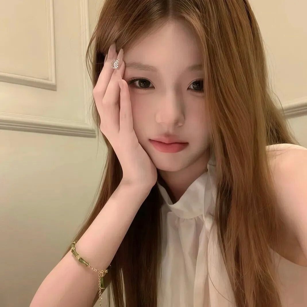 玉溪伴游女生欧阳雪的资料