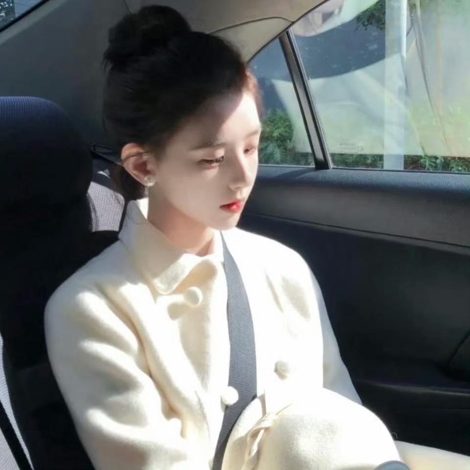 玉溪伴游女生韩野野的资料