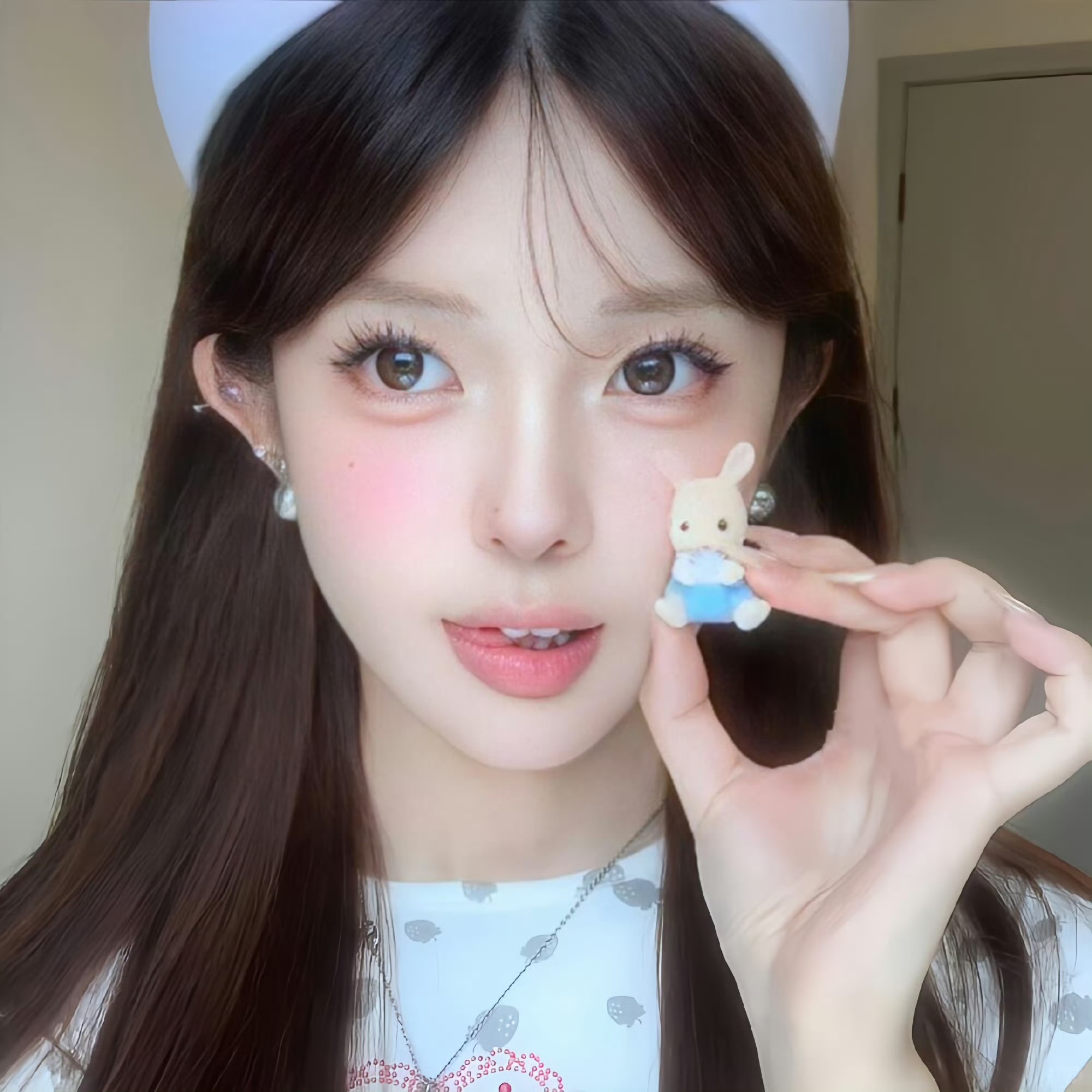 玉溪伴游女生温上宁的资料