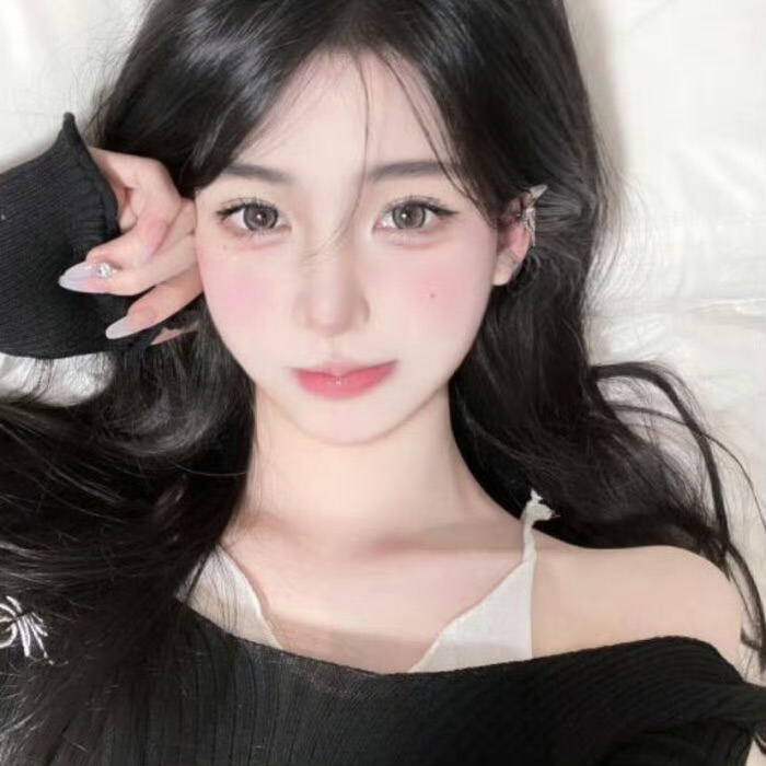 阿里伴游女生严知的资料