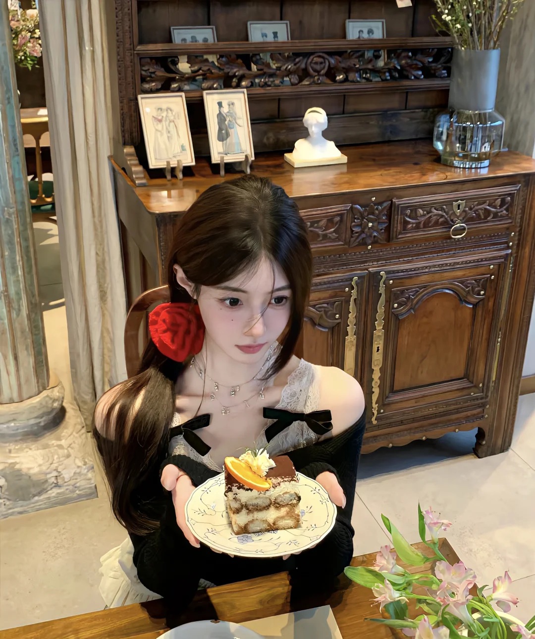 阿里伴游女生Bella的资料