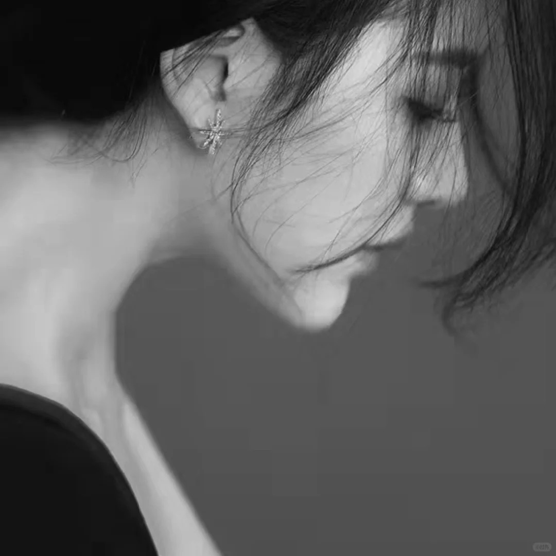 玉溪伴游女生星眠的资料