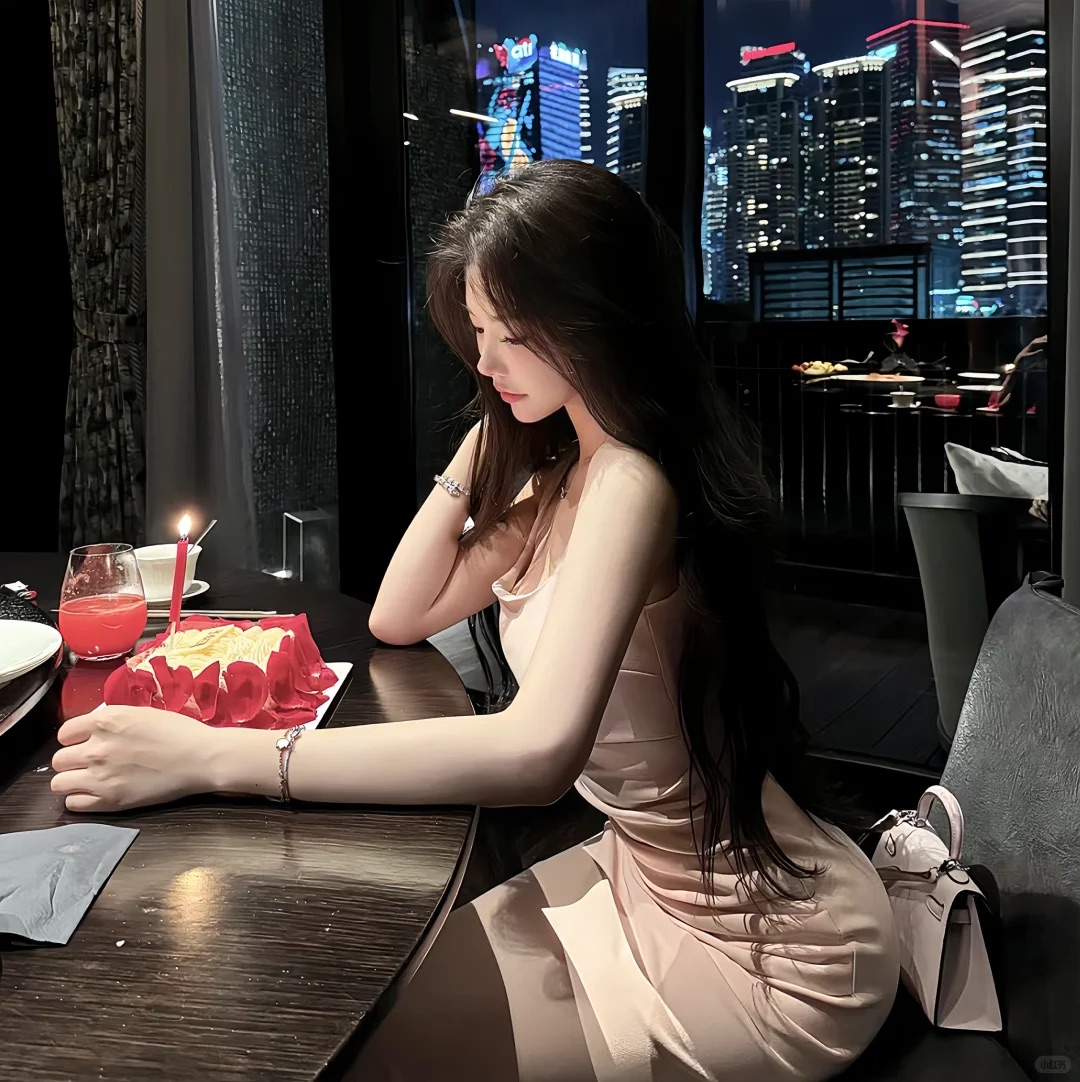 玉溪商务伴游女生星萤的资料