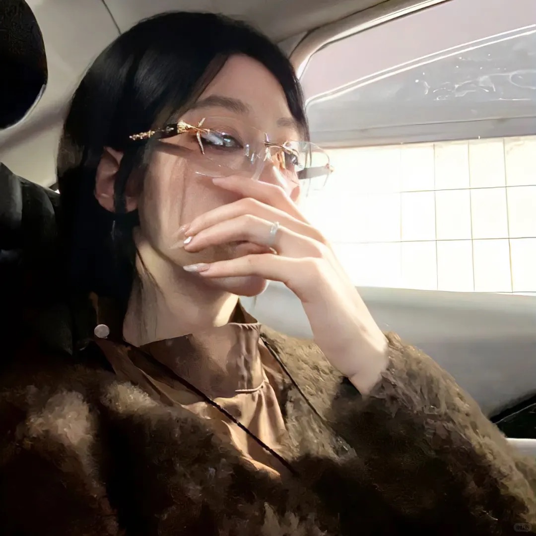 玉溪伴游女生思维的资料