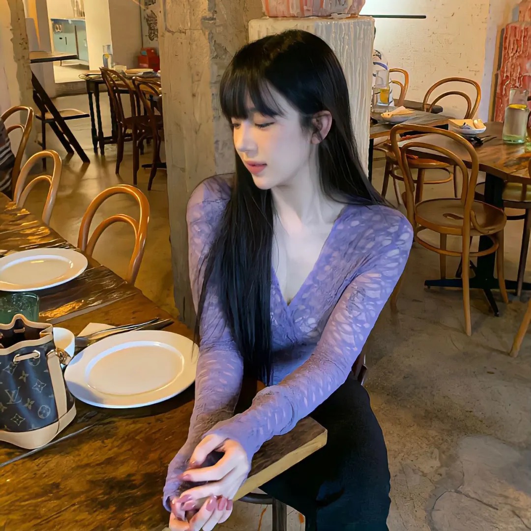 玉溪伴游女生晴鸢的资料